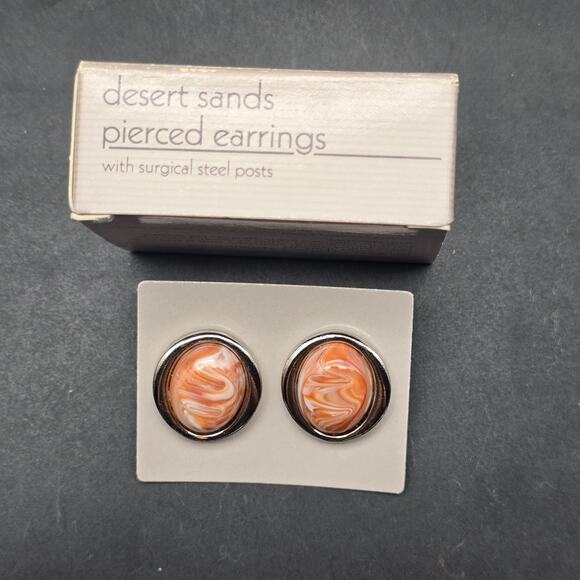 Avon 1988 Desert Sands Earrings in Box Peach Marbled Vintage Jewelry - Picture 6 of 8